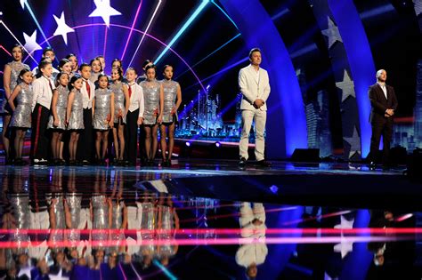 America's got talent results from tonight - Sep 13, 2022 · Sara James. Sara James. Joe Schmelzer. As Simon Cowell 's Golden Buzzer-winning act, 14-year-old singer Sara James wowed the crowd during her audition with a rendition of Billie Eilish 's "Lovely ... 